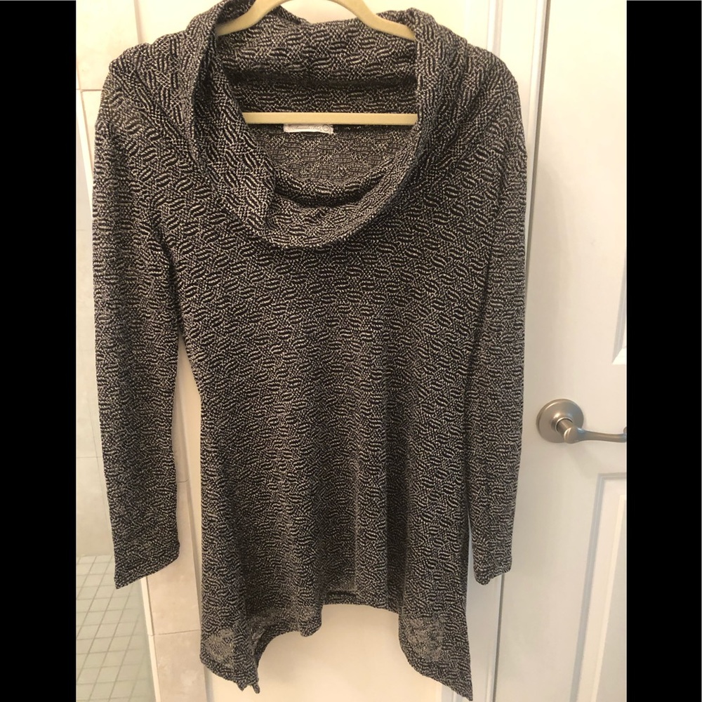 NWOT Amanda Blu Top